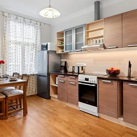 Cozy Private In Lovely Kadriorg Apartamento Tallin